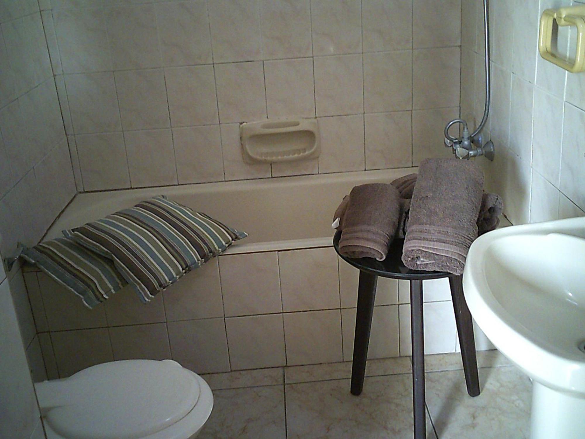 Panklitos Tourist Apartments Paphos Esterno foto